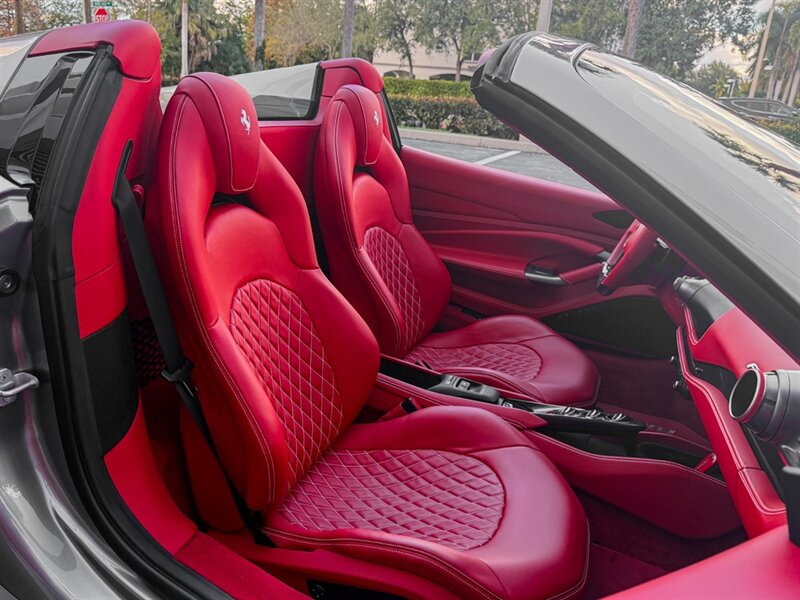 2021 Ferrari F8 Spider   - Photo 32 - Bonita Springs, FL 34134