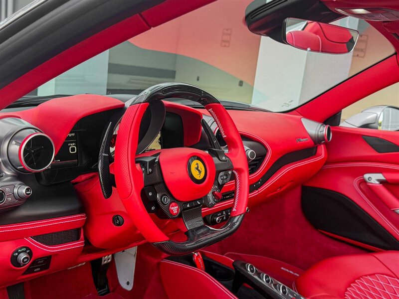2021 Ferrari F8 Spider   - Photo 11 - Bonita Springs, FL 34134