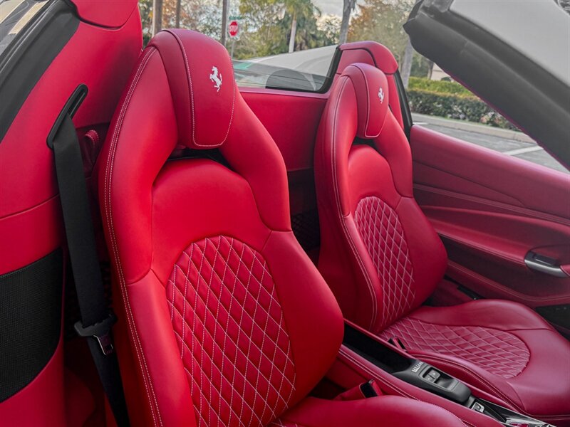 2021 Ferrari F8 Spider   - Photo 33 - Bonita Springs, FL 34134