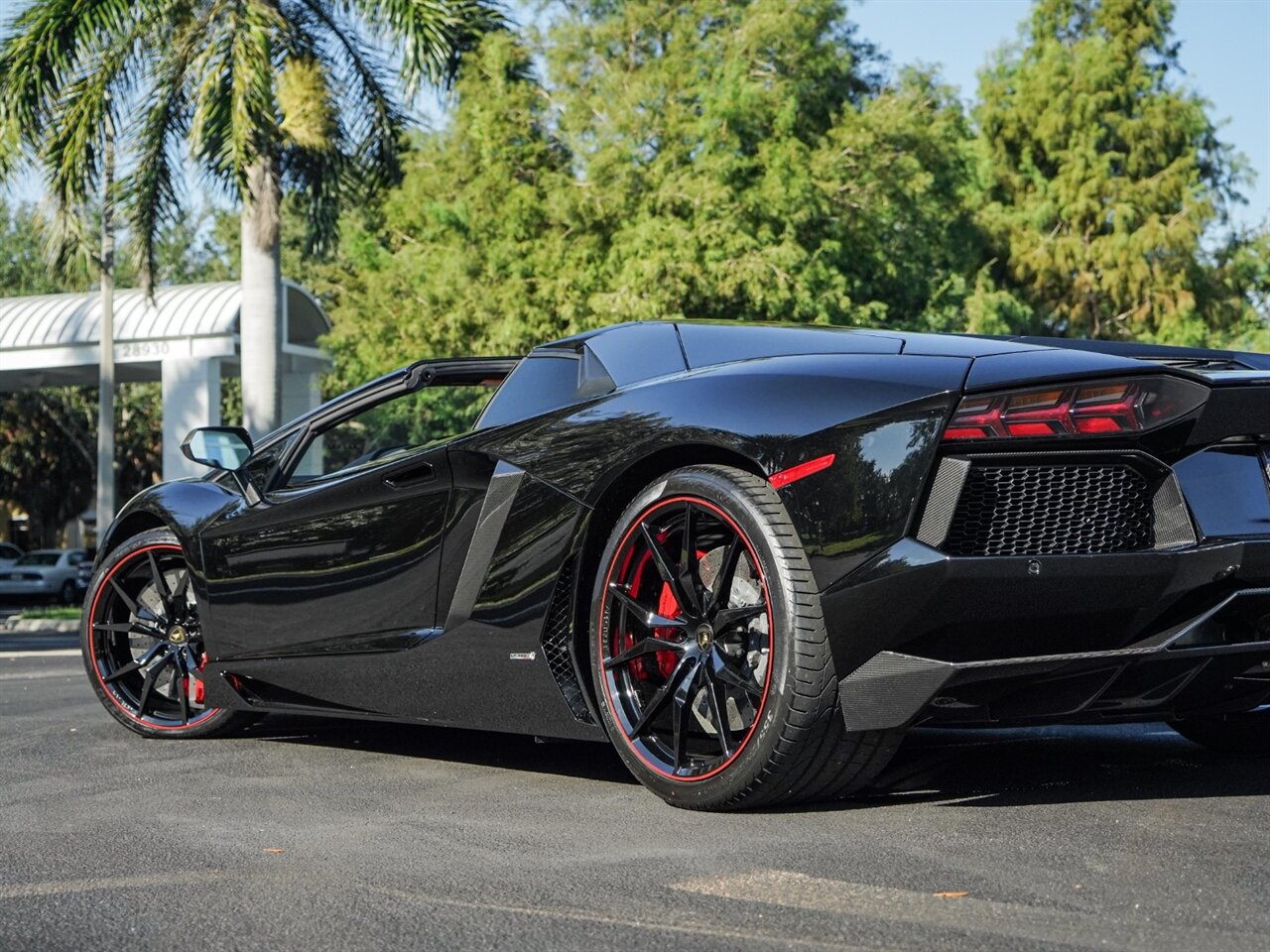 2015 Lamborghini Aventador LP 700-4  Roadster - Photo 48 - Bonita Springs, FL 34134