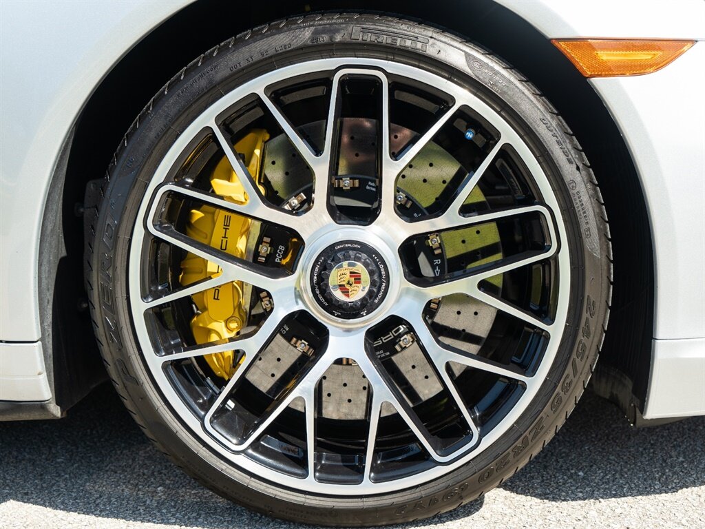 2015 Porsche 911 Turbo S   - Photo 12 - Bonita Springs, FL 34134