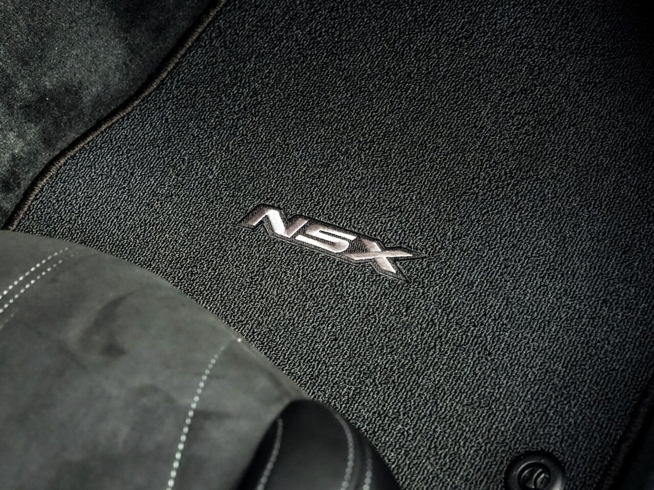 2018 Acura NSX SH-AWD Sport Hybrid   - Photo 27 - Bonita Springs, FL 34134