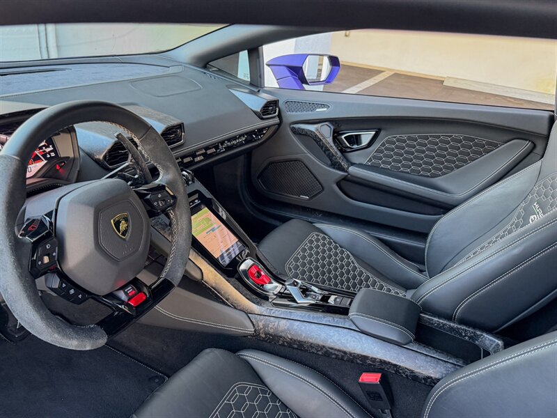 2021 Lamborghini Huracan EVO - Photo 14 - Bonita Springs, FL 34134