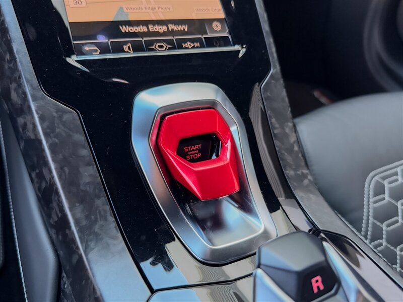 2021 Lamborghini Huracan EVO - Photo 20 - Bonita Springs, FL 34134