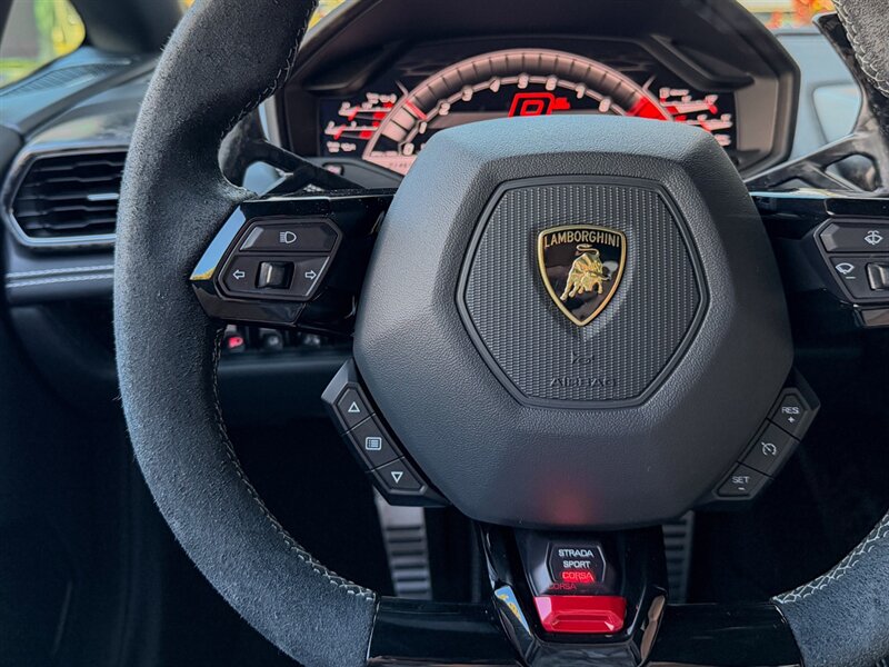 2021 Lamborghini Huracan EVO - Photo 33 - Bonita Springs, FL 34134
