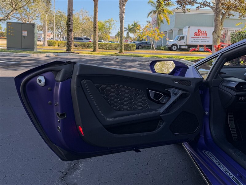 2021 Lamborghini Huracan EVO - Photo 28 - Bonita Springs, FL 34134