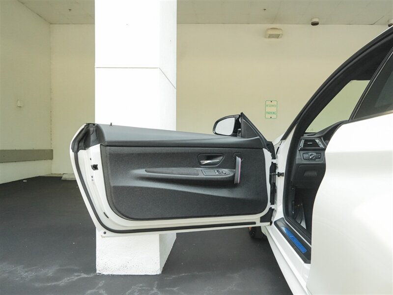 2016 BMW M4 GTS   - Photo 27 - Bonita Springs, FL 34134