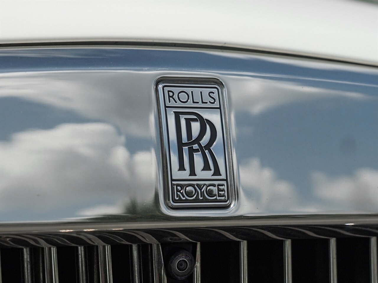 2019 Rolls-Royce Cullinan   - Photo 5 - Bonita Springs, FL 34134