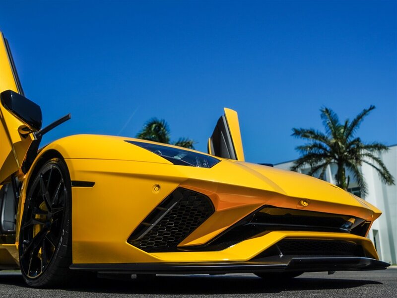 2018 Lamborghini Aventador LP 740-4 S   - Photo 3 - Bonita Springs, FL 34134