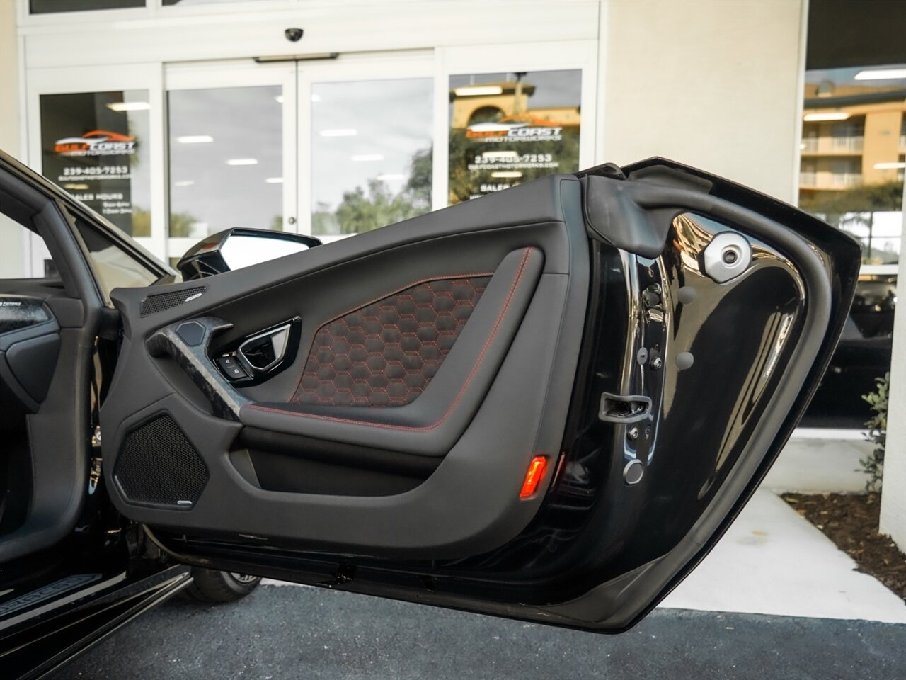 2021 Lamborghini Huracan EVO   - Photo 22 - Bonita Springs, FL 34134