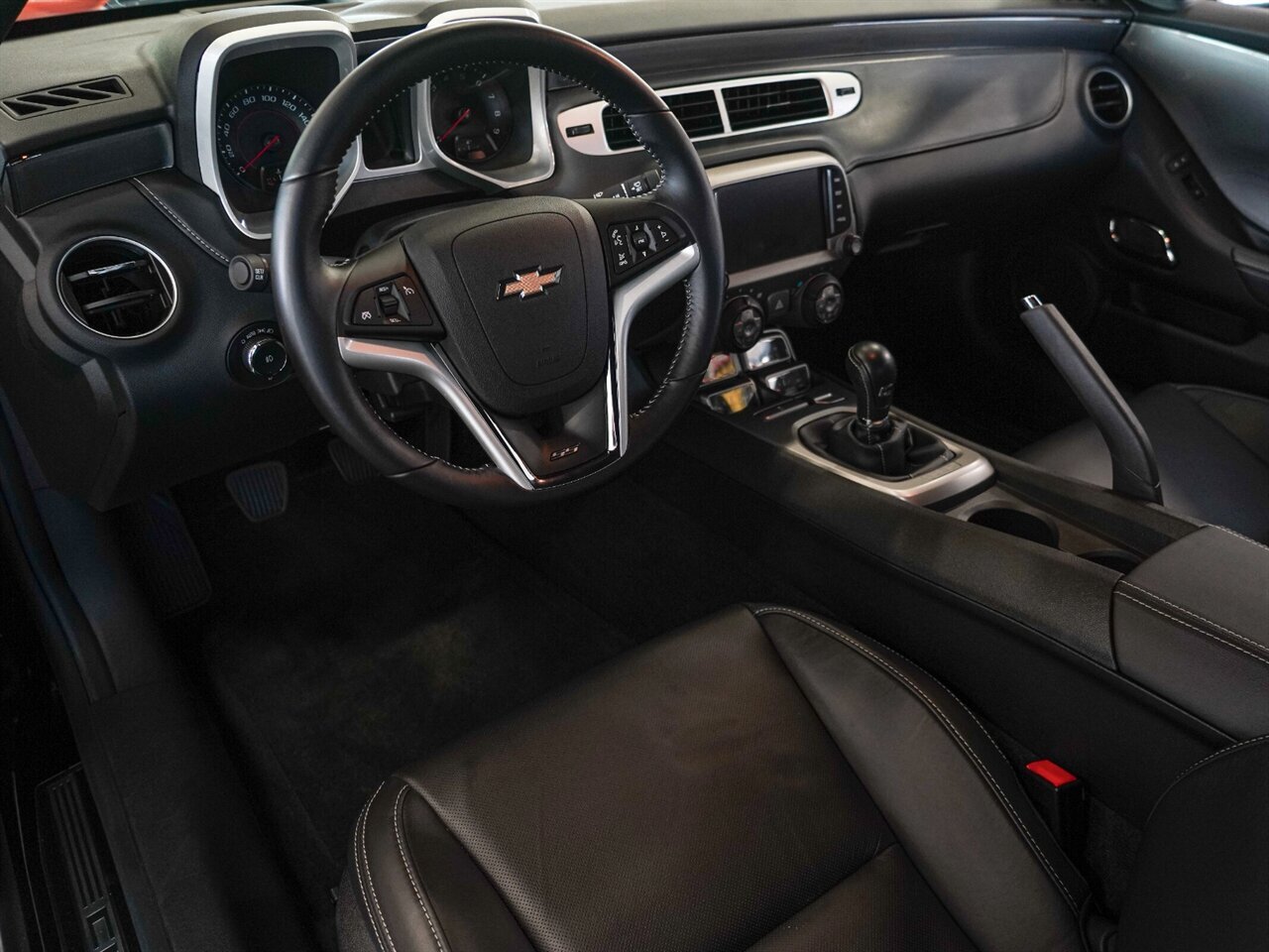 2014 Chevrolet Camaro 2SS   - Photo 37 - Bonita Springs, FL 34134