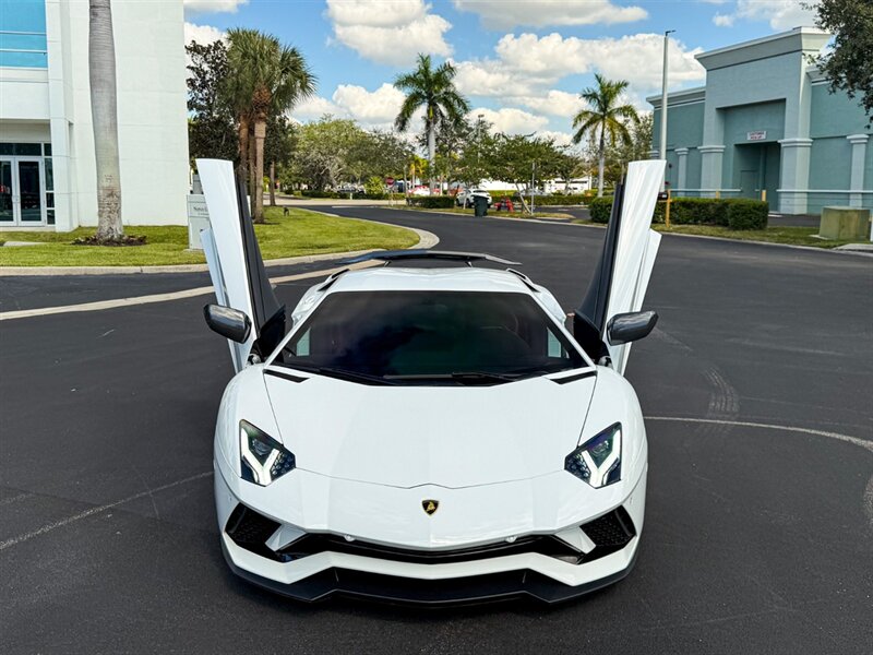 2018 Lamborghini Aventador LP 740-4 S   - Photo 4 - Bonita Springs, FL 34134