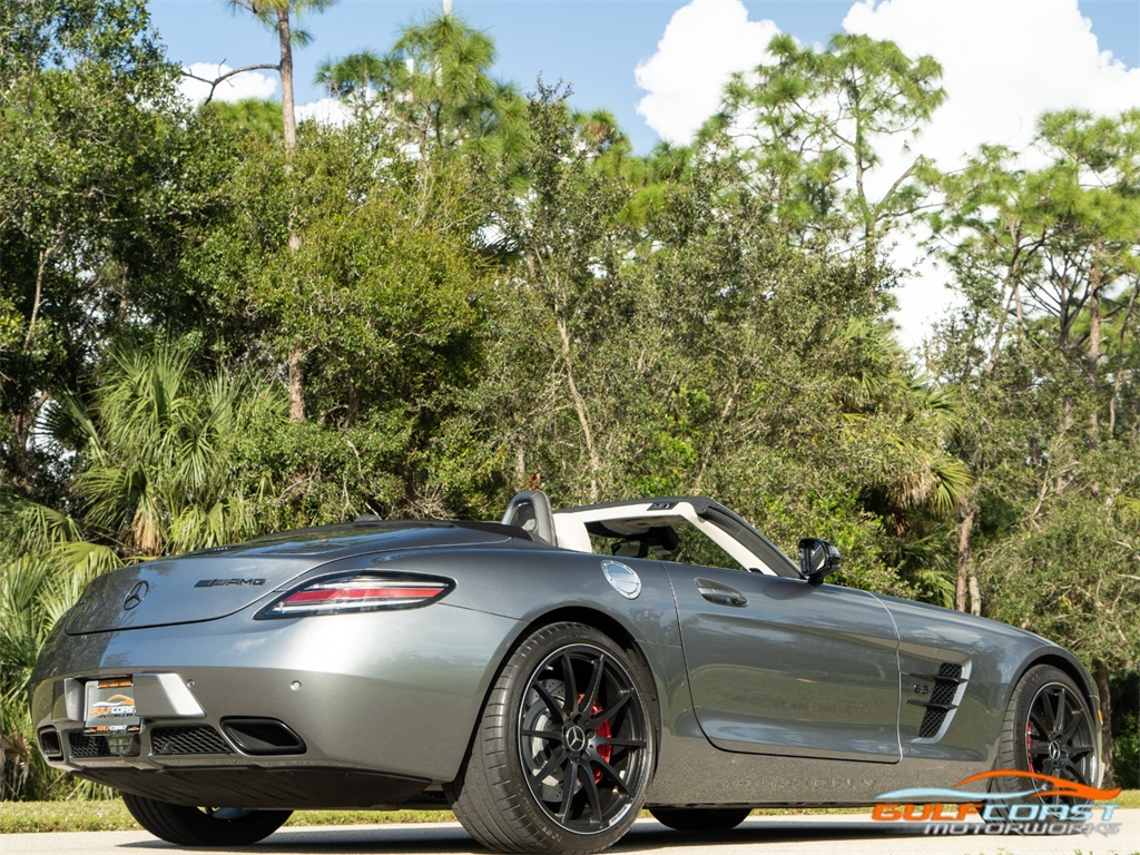 2014 Mercedes-Benz SLS AMG GT   - Photo 47 - Bonita Springs, FL 34134