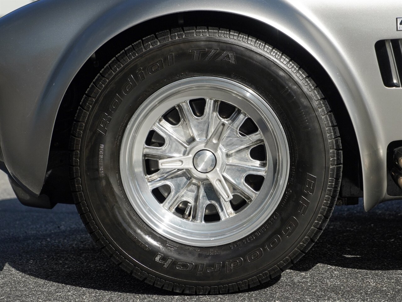 1965 Superformance Shelby Cobra   - Photo 41 - Bonita Springs, FL 34134