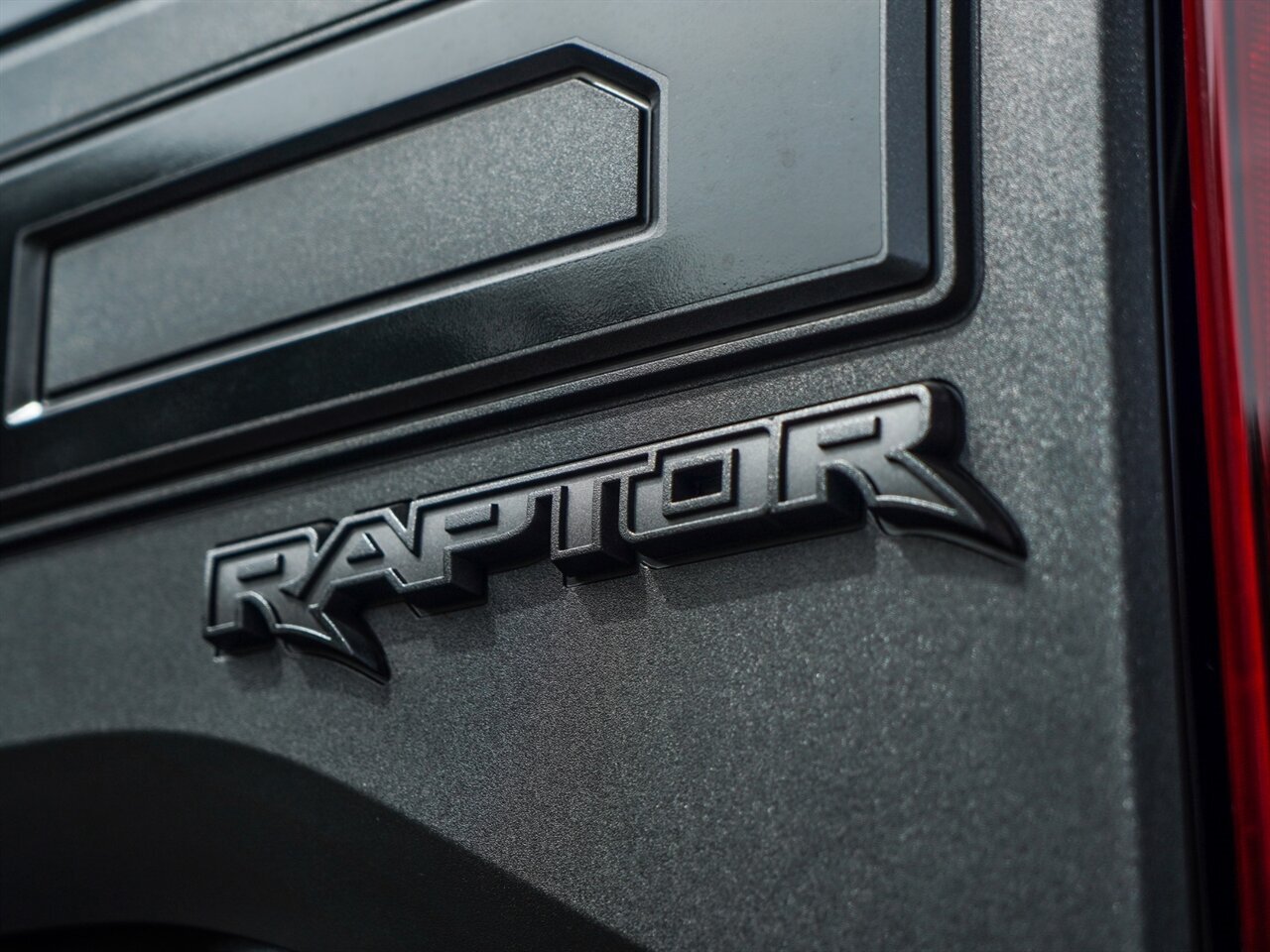 2020 Ford F-150 Raptor  Black Ops - Photo 38 - Bonita Springs, FL 34134