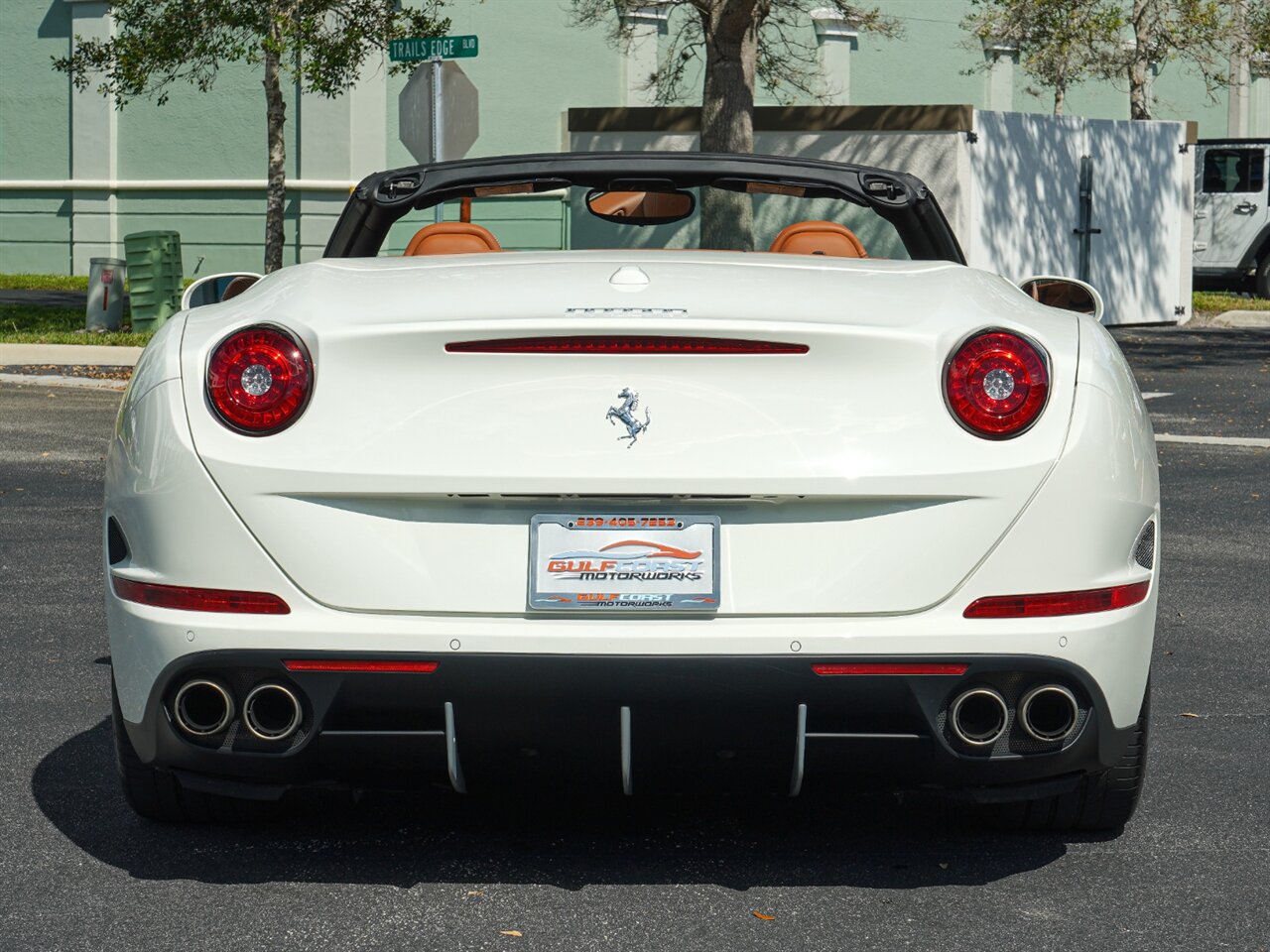 2015 Ferrari California T   - Photo 35 - Bonita Springs, FL 34134