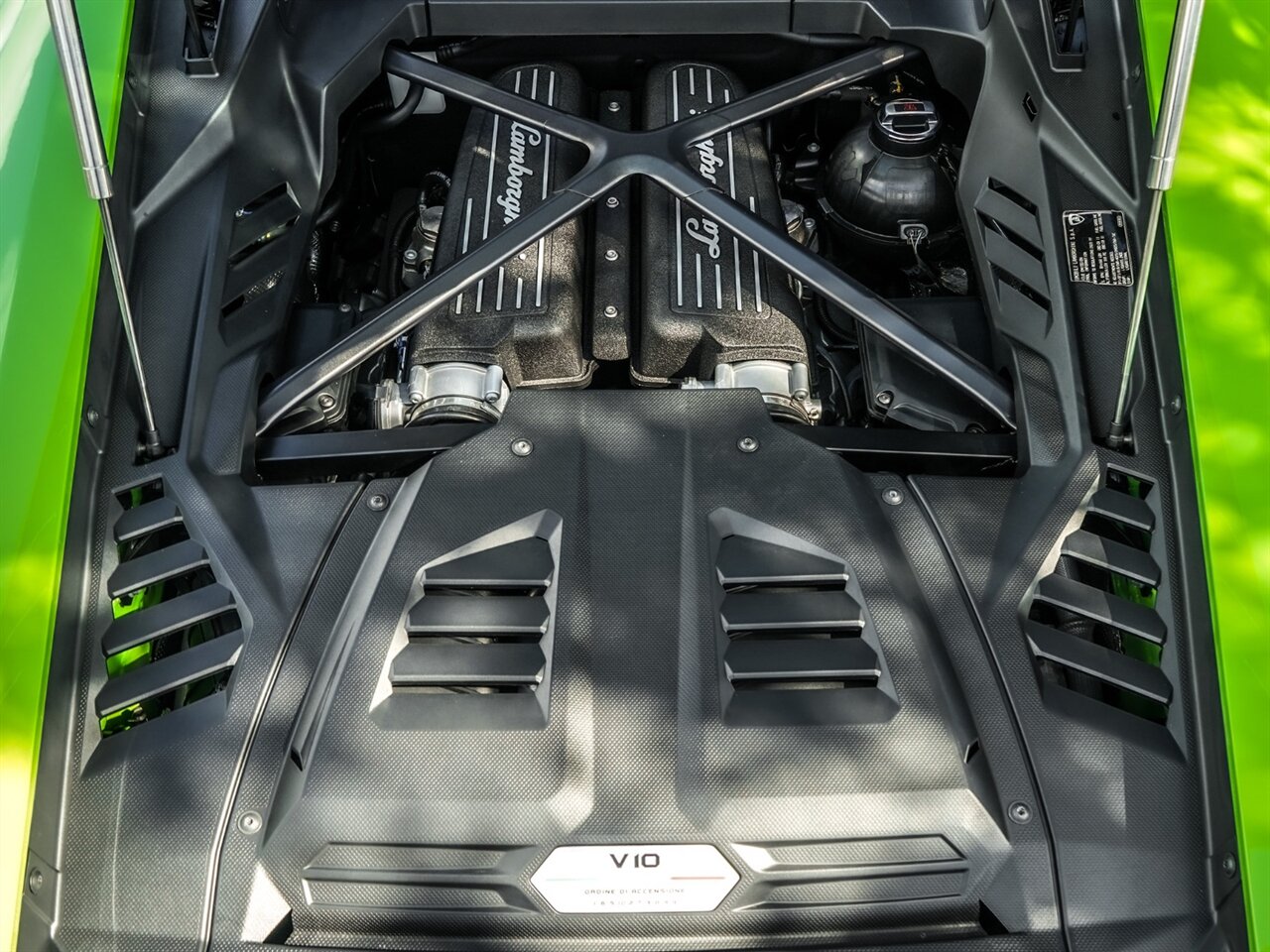 2020 Lamborghini Huracan LP 640-4 EVO   - Photo 24 - Bonita Springs, FL 34134