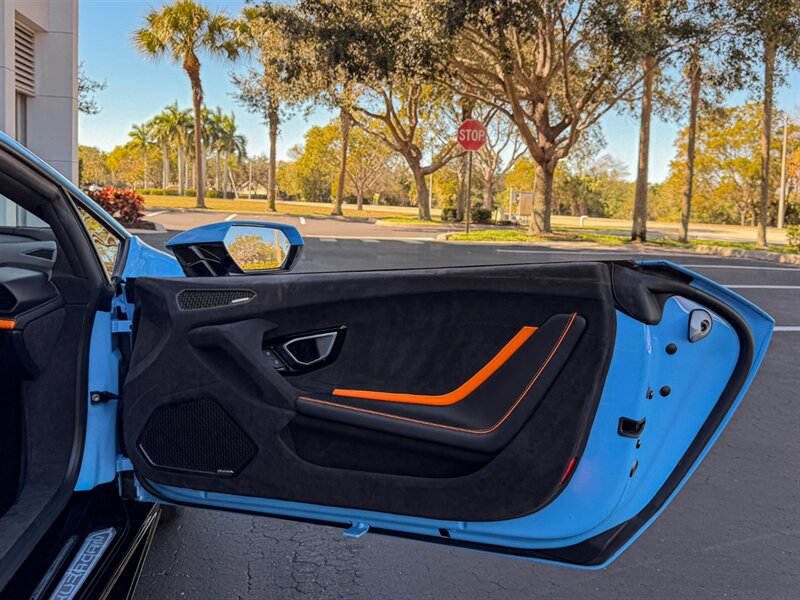 2024 Lamborghini Huracan Tecnica   - Photo 38 - Bonita Springs, FL 34134