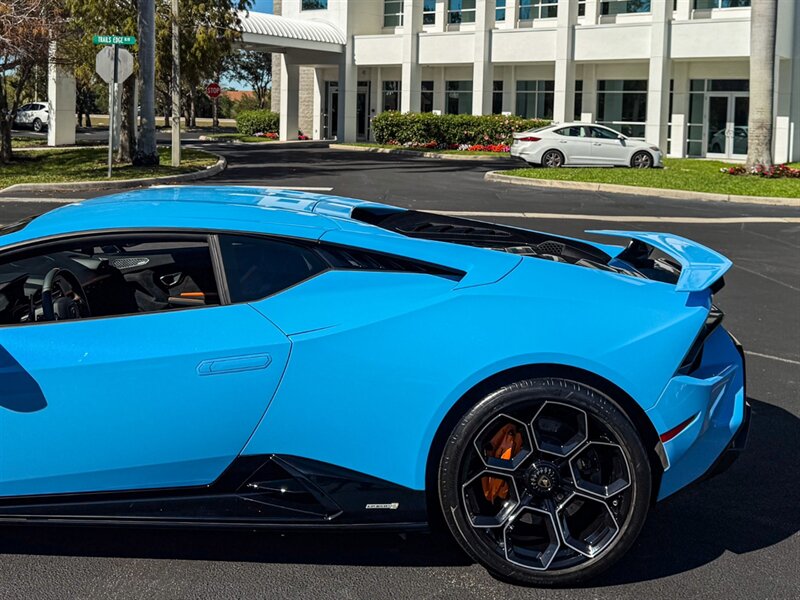 2024 Lamborghini Huracan Tecnica   - Photo 45 - Bonita Springs, FL 34134