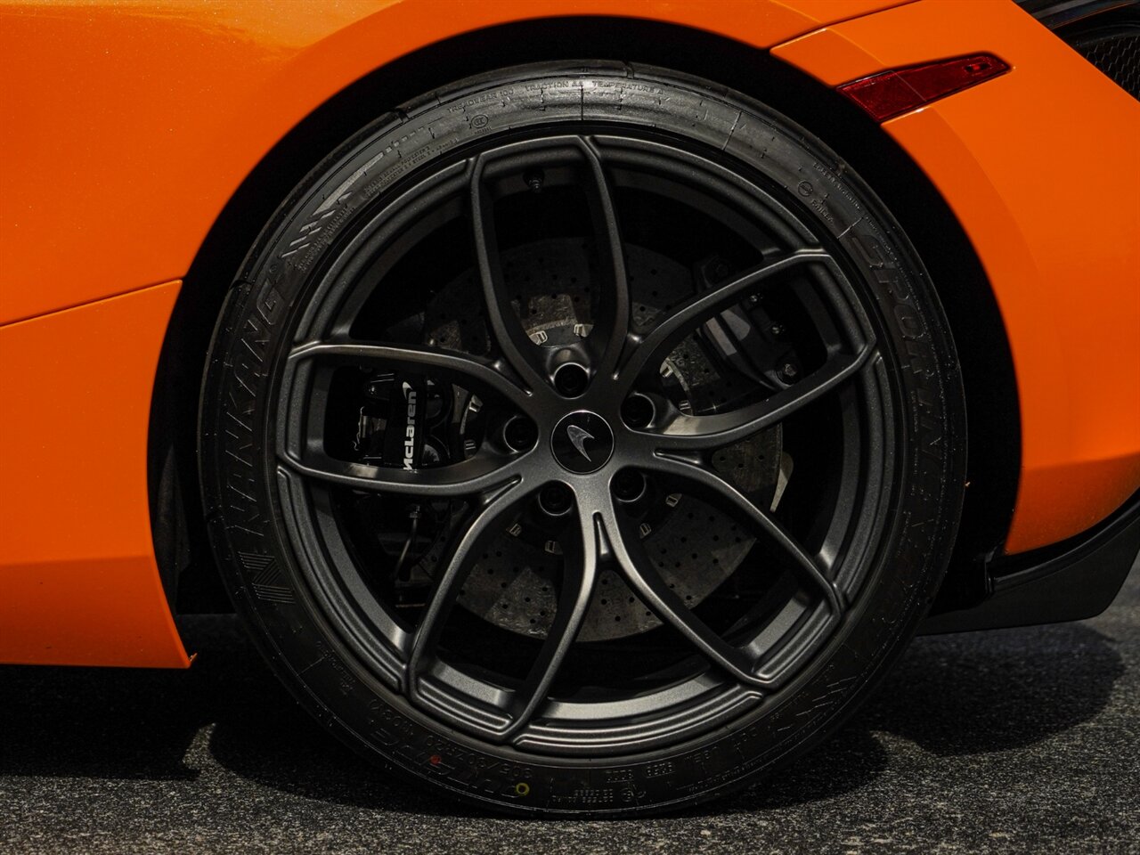 2020 McLaren 720S Spider Performance   - Photo 52 - Bonita Springs, FL 34134