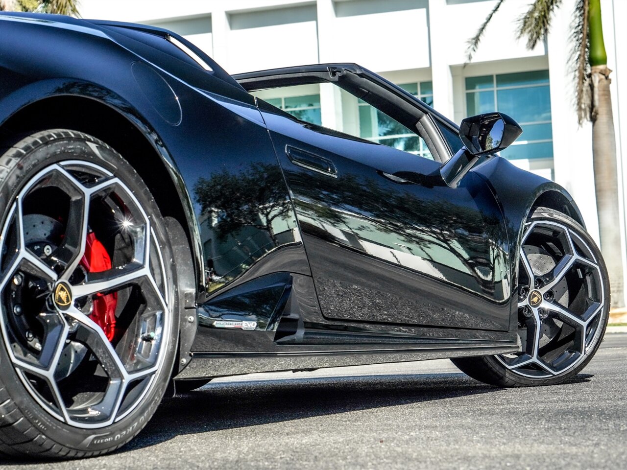 2022 Lamborghini Huracan Spyder   - Photo 42 - Bonita Springs, FL 34134