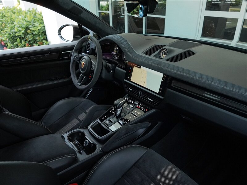 2022 Porsche Cayenne Turbo GT - Photo 40 - Bonita Springs, FL 34134