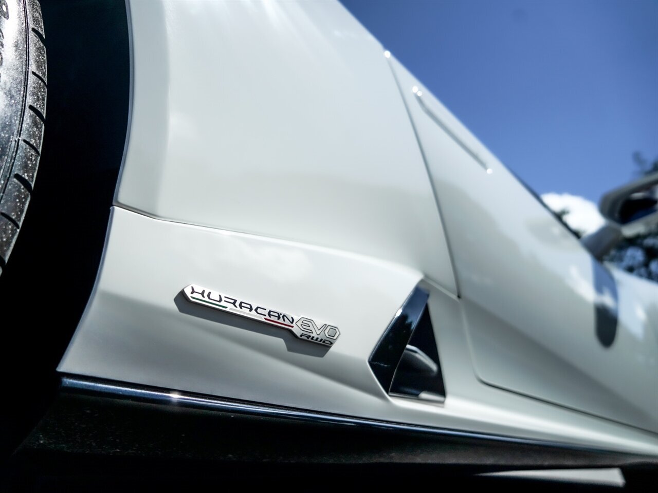 2020 Lamborghini Huracan EVO Spyder   - Photo 39 - Bonita Springs, FL 34134