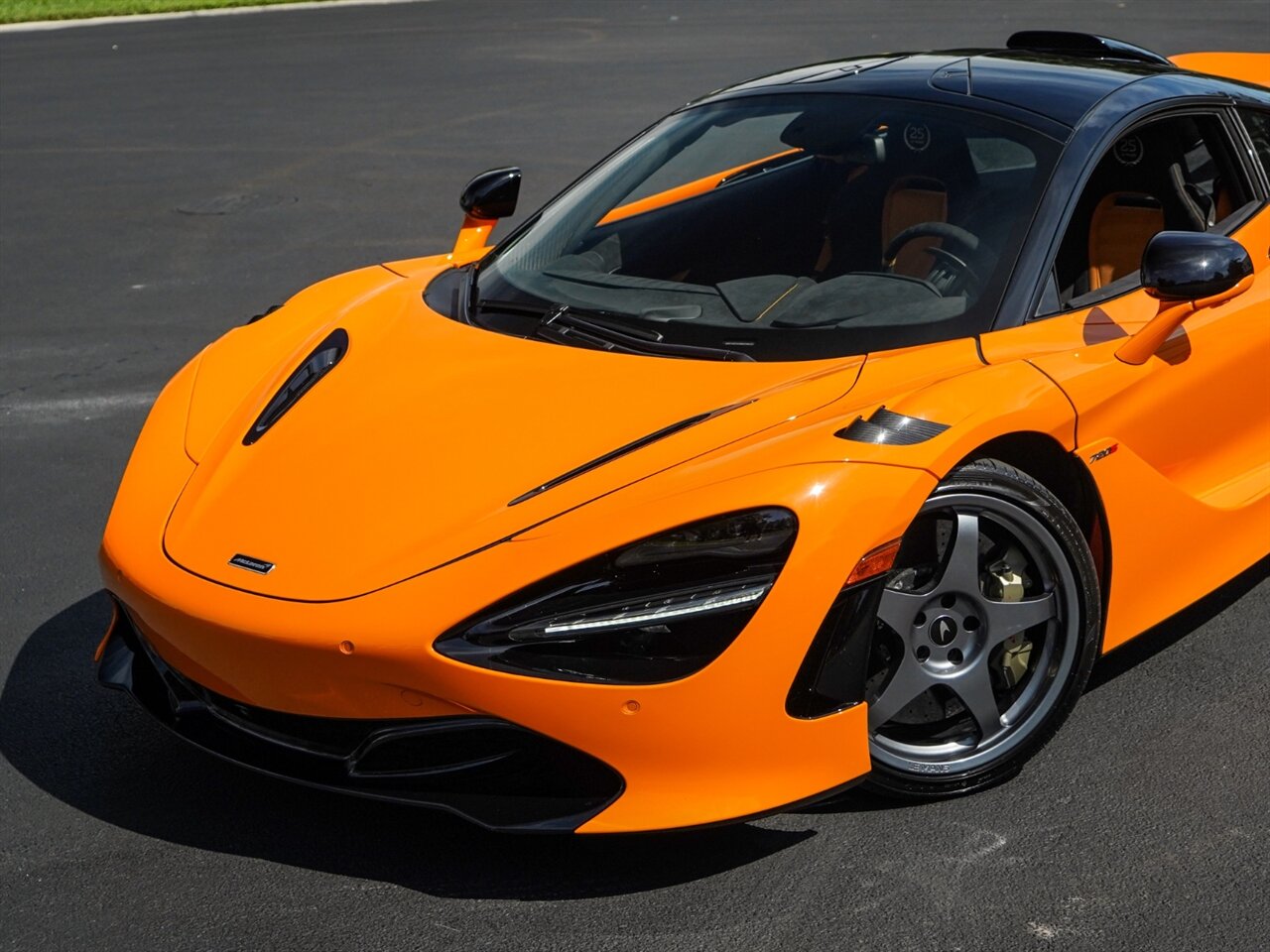 2021 McLaren 720S  Le Mans Edition - Photo 11 - Bonita Springs, FL 34134