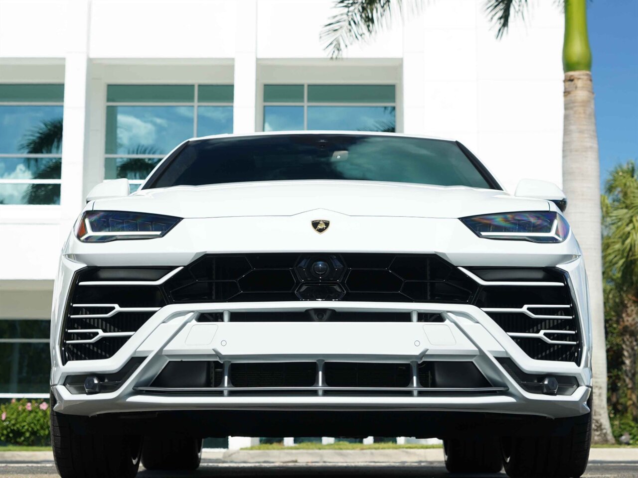 2020 Lamborghini Urus   - Photo 16 - Bonita Springs, FL 34134
