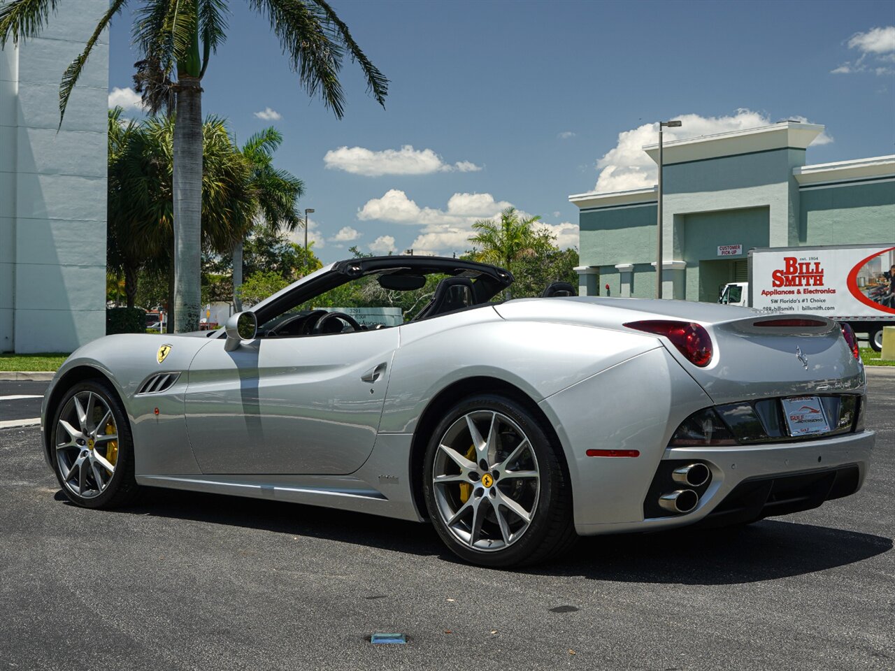 2012 Ferrari California   - Photo 37 - Bonita Springs, FL 34134