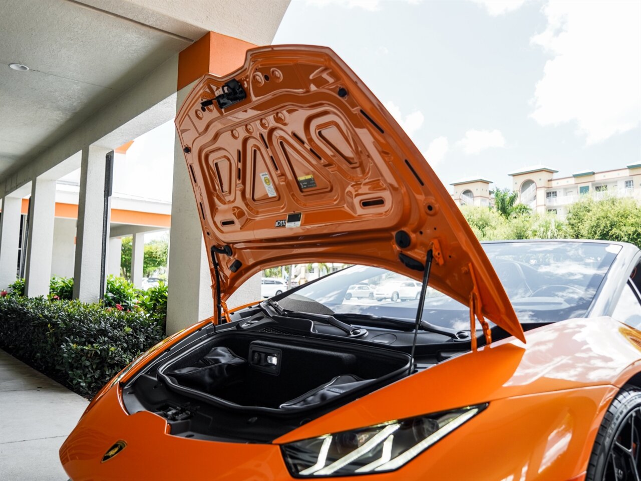 2021 Lamborghini Huracan EVO Spyder   - Photo 29 - Bonita Springs, FL 34134
