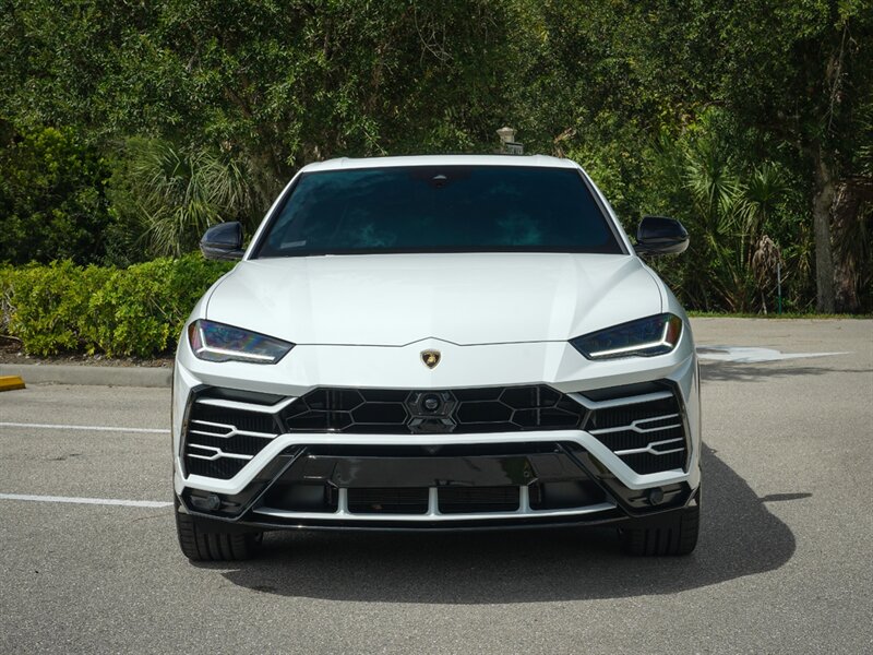 2019 Lamborghini Urus   - Photo 3 - Bonita Springs, FL 34134