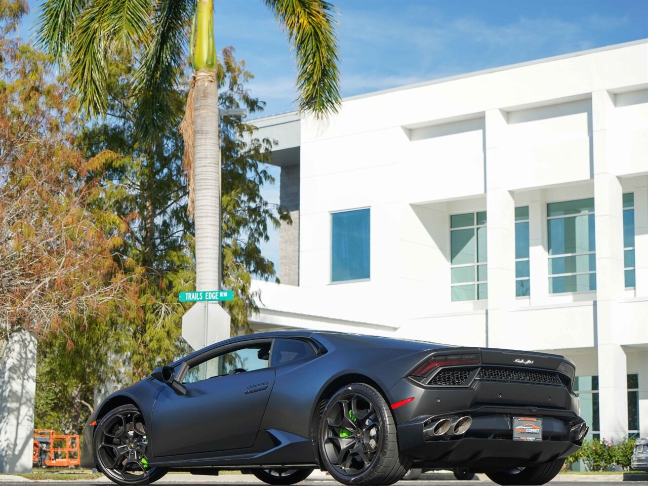 2019 Lamborghini Huracan LP 580-2   - Photo 12 - Bonita Springs, FL 34134