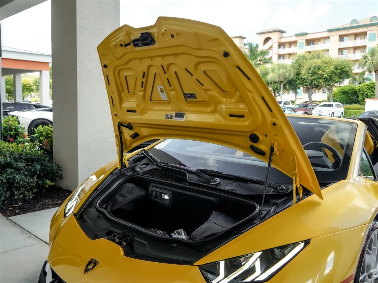 2022 Lamborghini Huracan EVO Spyder   - Photo 29 - Bonita Springs, FL 34134