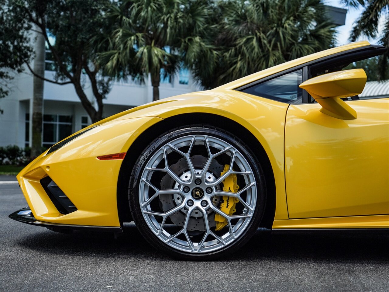 2022 Lamborghini Huracan EVO Spyder   - Photo 31 - Bonita Springs, FL 34134