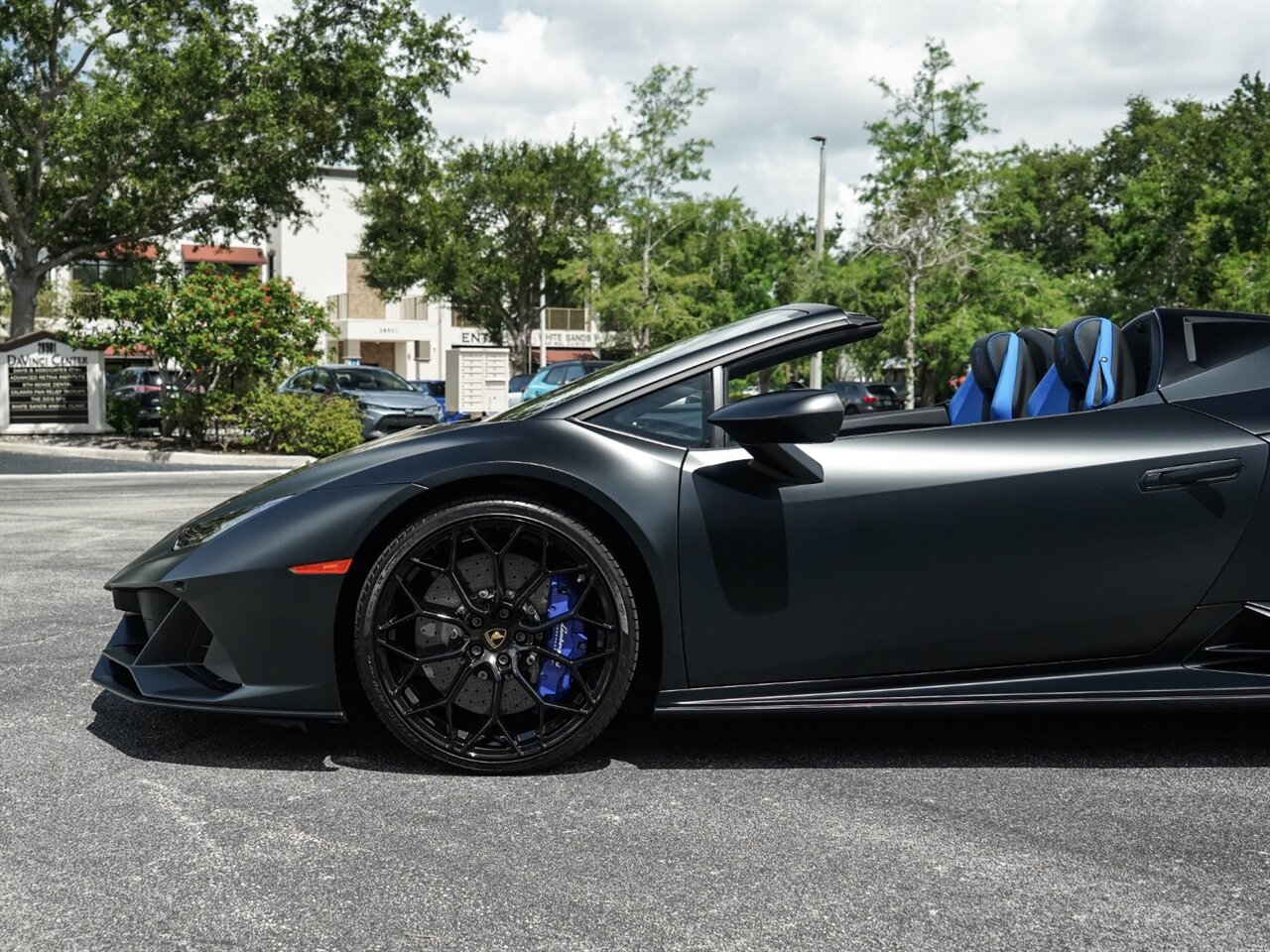 2020 Lamborghini Huracan EVO Spyder   - Photo 44 - Bonita Springs, FL 34134