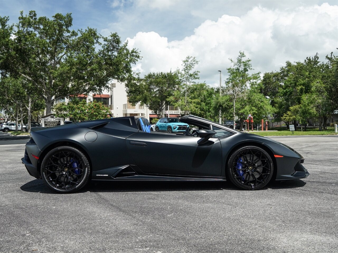2020 Lamborghini Huracan EVO Spyder   - Photo 69 - Bonita Springs, FL 34134