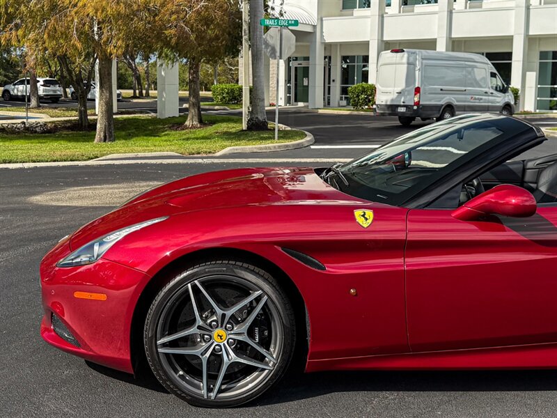 2016 Ferrari California T   - Photo 43 - Bonita Springs, FL 34134