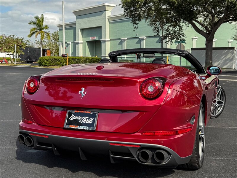 2016 Ferrari California T   - Photo 57 - Bonita Springs, FL 34134