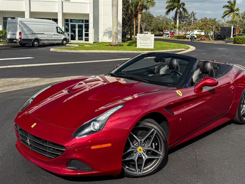 2016 Ferrari California T   - Photo 8 - Bonita Springs, FL 34134