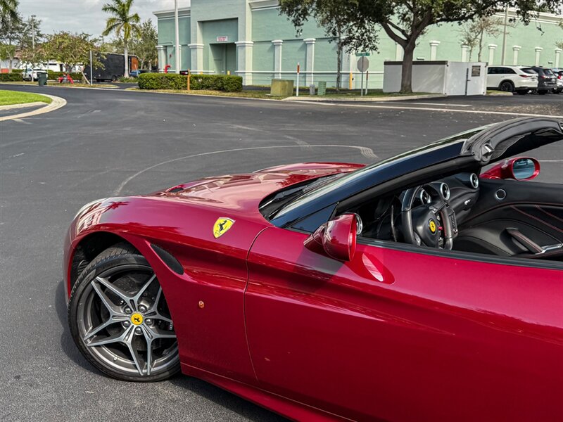 2016 Ferrari California T   - Photo 48 - Bonita Springs, FL 34134