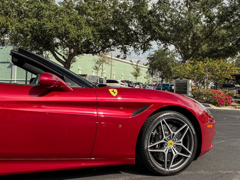 2016 Ferrari California T   - Photo 64 - Bonita Springs, FL 34134