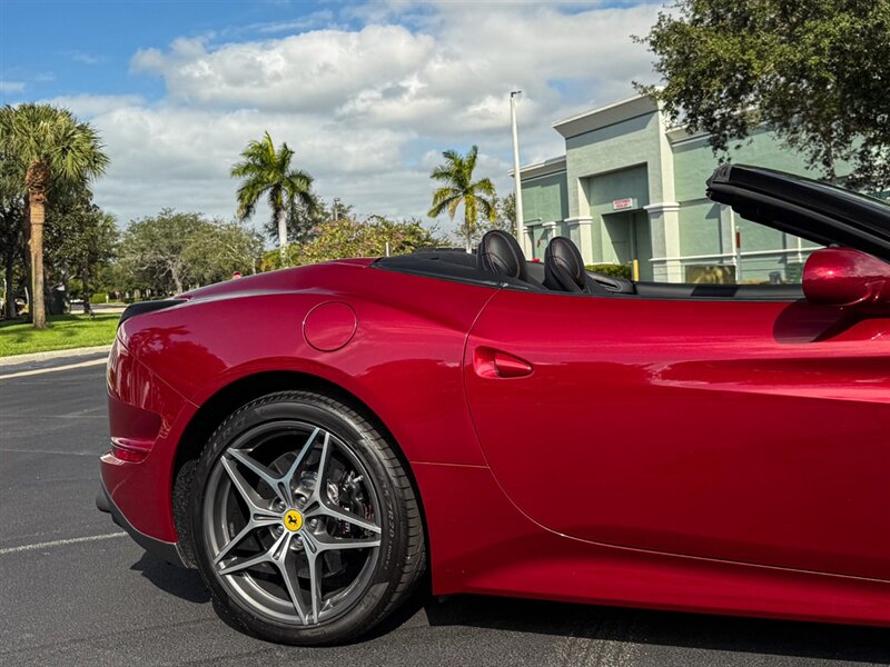 2016 Ferrari California T   - Photo 63 - Bonita Springs, FL 34134