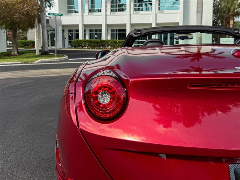 2016 Ferrari California T   - Photo 52 - Bonita Springs, FL 34134