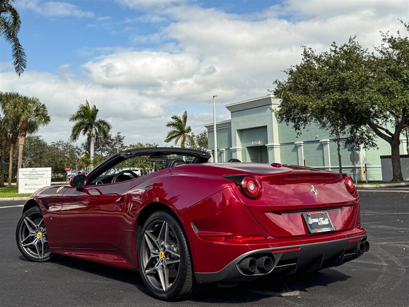 2016 Ferrari California T   - Photo 47 - Bonita Springs, FL 34134