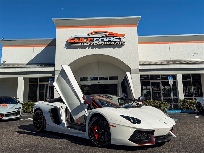 2016 Lamborghini Aventador LP 700-4  