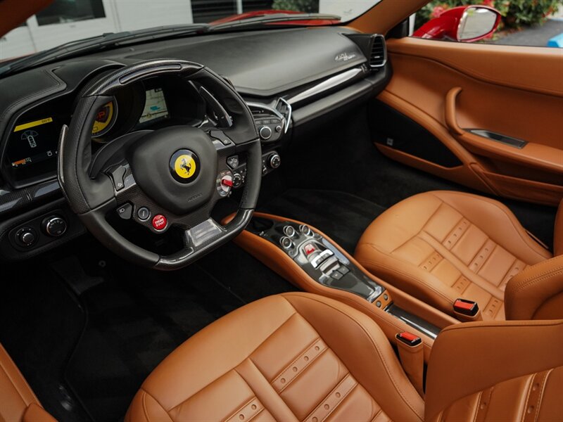 2014 Ferrari 458 Spider   - Photo 2 - Bonita Springs, FL 34134