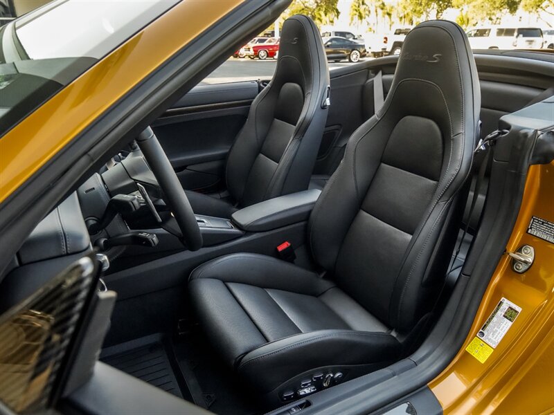 2019 Porsche 911 Turbo S Exclusive - Photo 19 - Bonita Springs, FL 34134