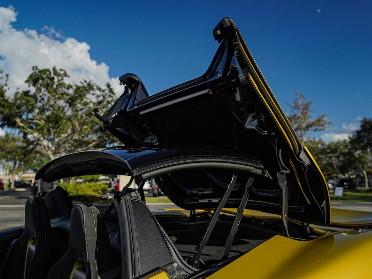2020 McLaren 720S Spider Performance   - Photo 67 - Bonita Springs, FL 34134