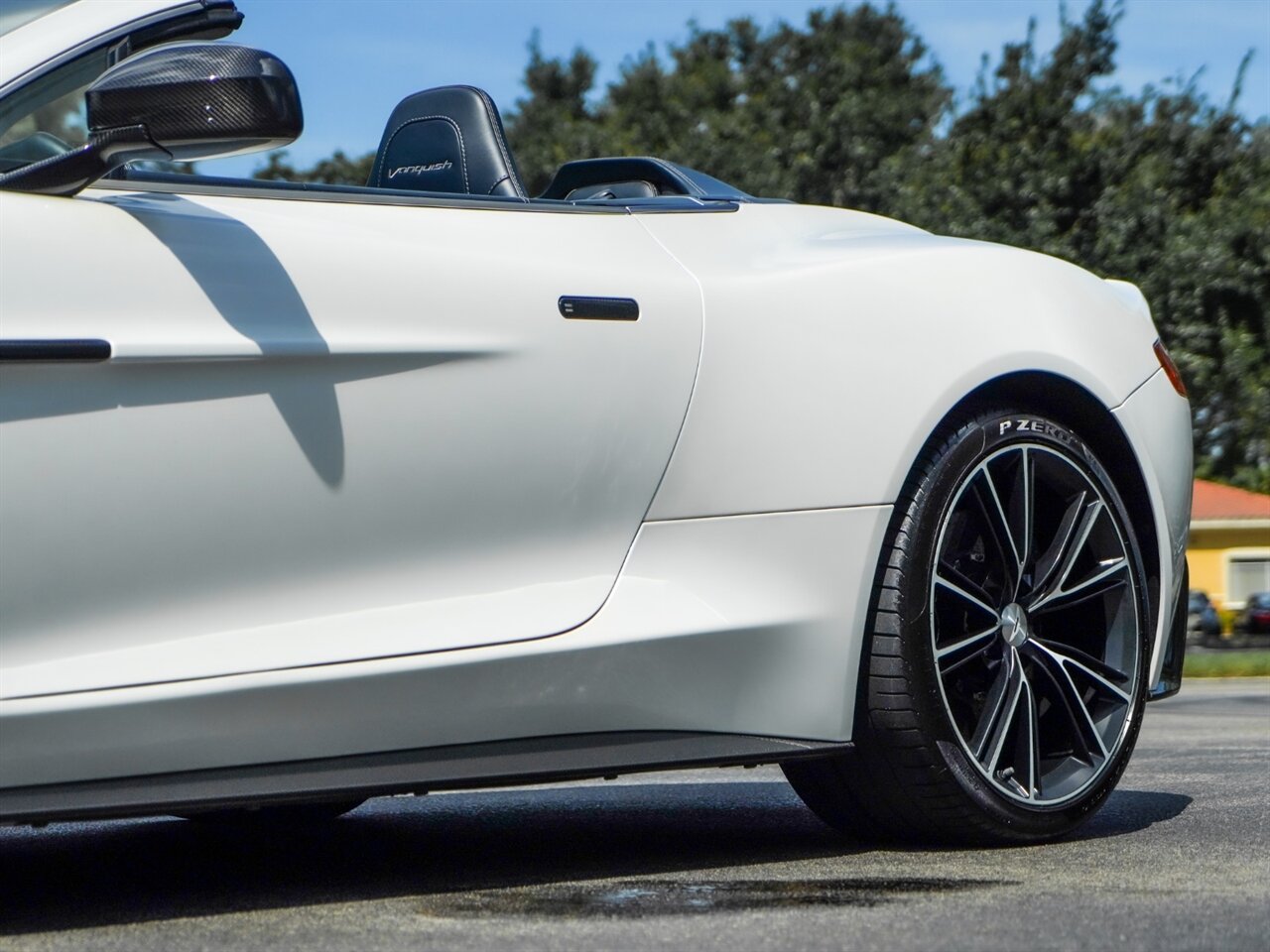 2014 Aston Martin Vanquish Volante   - Photo 10 - Bonita Springs, FL 34134